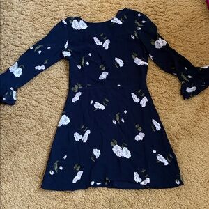 Reformation Doutzen dress navy floral size 2P